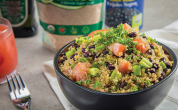 Quínoa con tomate y habichuelas negras